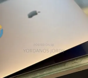 New Laptop Apple MacBook Pro 2016 16GB Intel Core i7 SSD 256GB