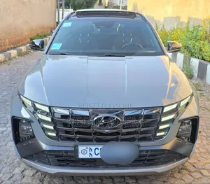 Photo - Hyundai Tucson 2022 Gray