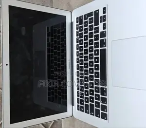 New Laptop Apple MacBook Air 2015 8GB Intel Core I5 SSD 128GB