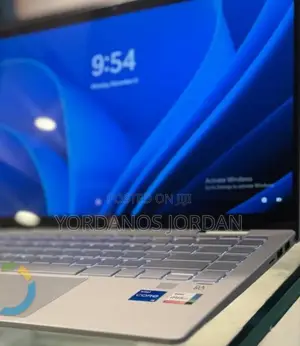 New Laptop HP Pavilion 14 8GB Intel Core i5 SSD 512GB