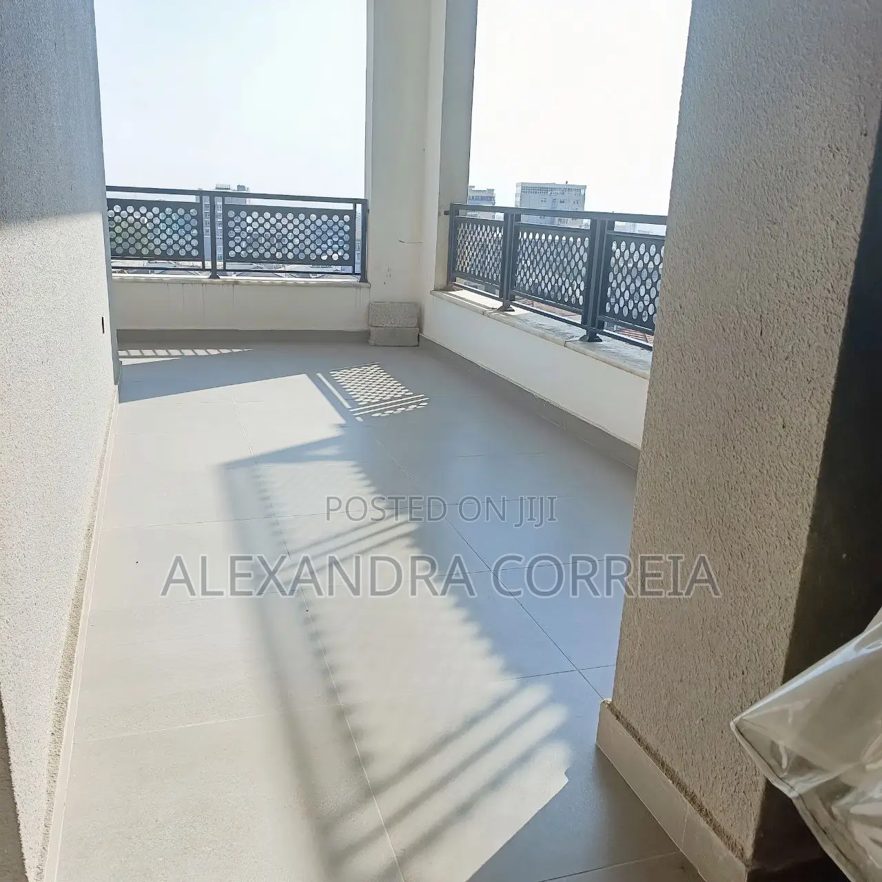 3bdrm Apartment In Ask Me, Bole For Sale