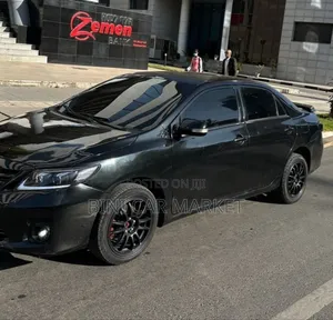 Toyota Corolla 2012 Black