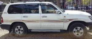 Toyota Land Cruiser 2006 White