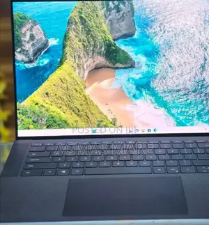 New Laptop Dell XPS 15 16GB Intel Core i7 SSD 512GB