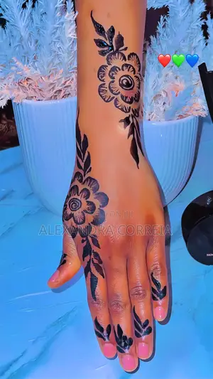 Photo - Makeup And Nail Registration