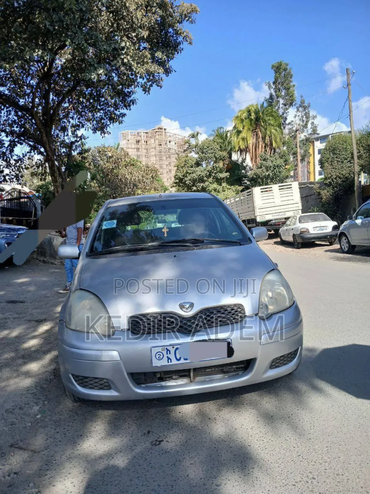 Toyota Vitz 2003 Silver