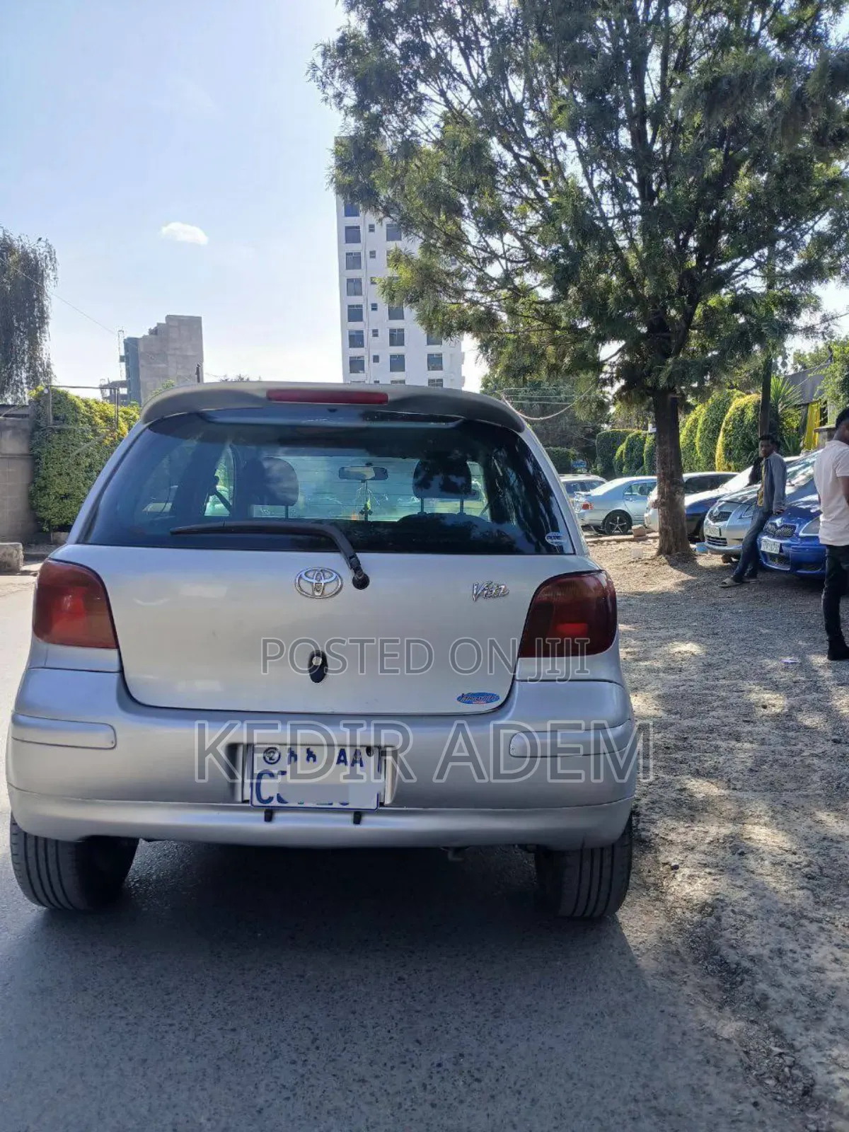 Toyota Vitz 2003 Silver