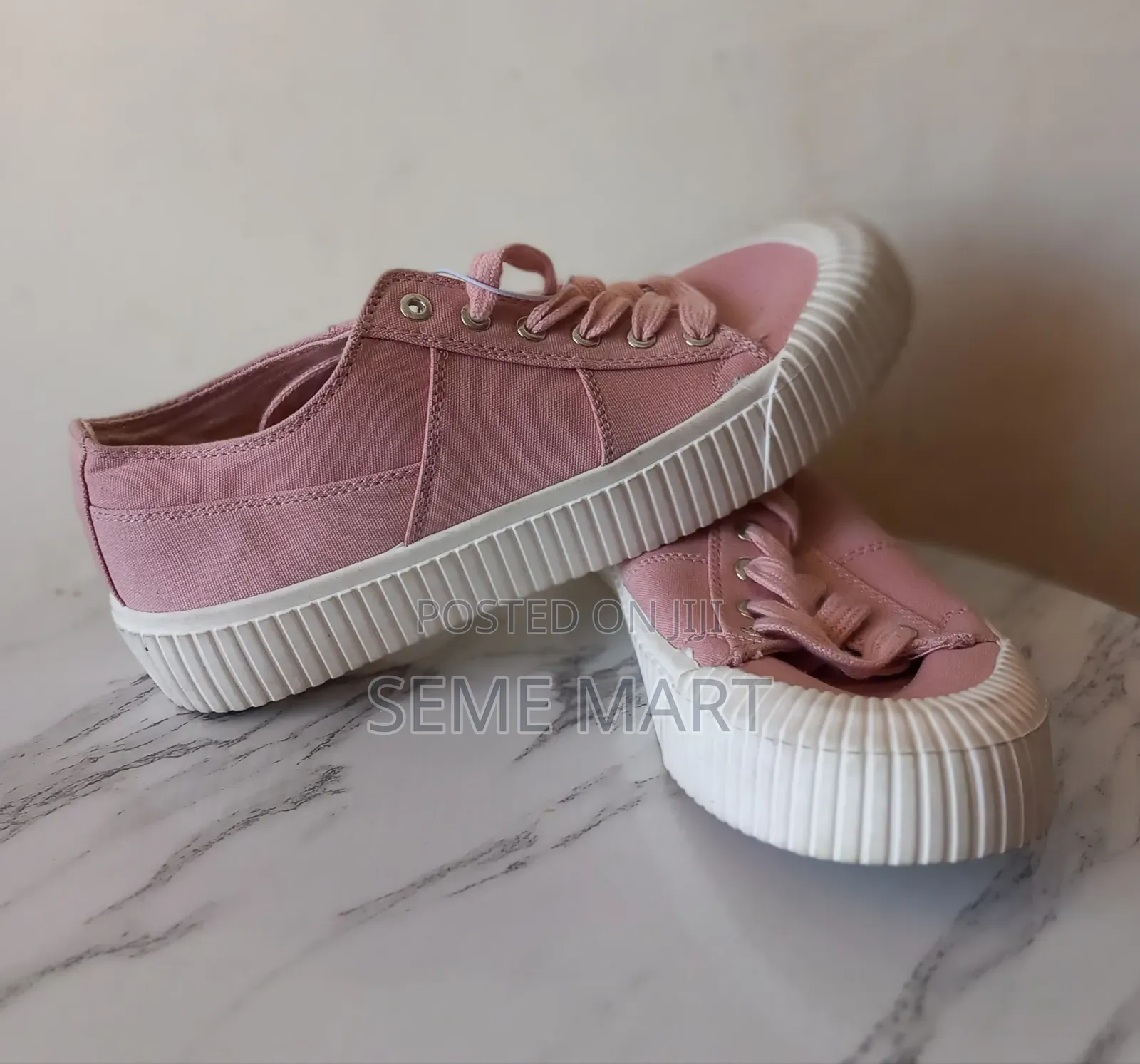 Women's Canvas Shoes (38)
