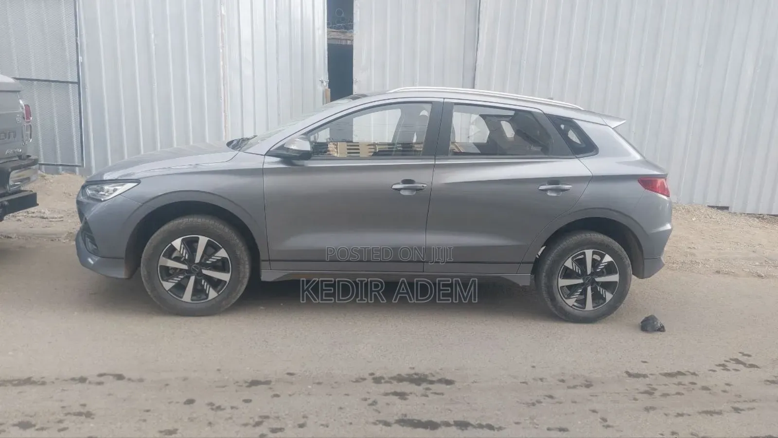BYD E2 43 kWh 94 hp FWD 2025 Gray