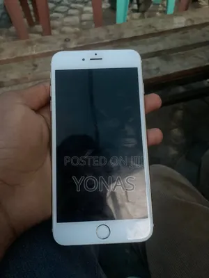 Photo - Apple iPhone 6 Plus 64 GB Gray