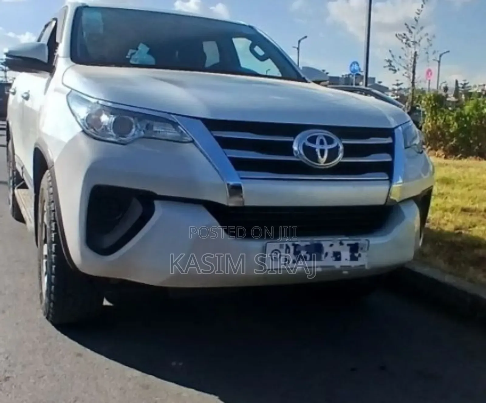 Toyota Fortuner 2.4 D RWD 2018 White