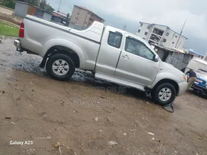 Toyota Hilux 2008 Silver