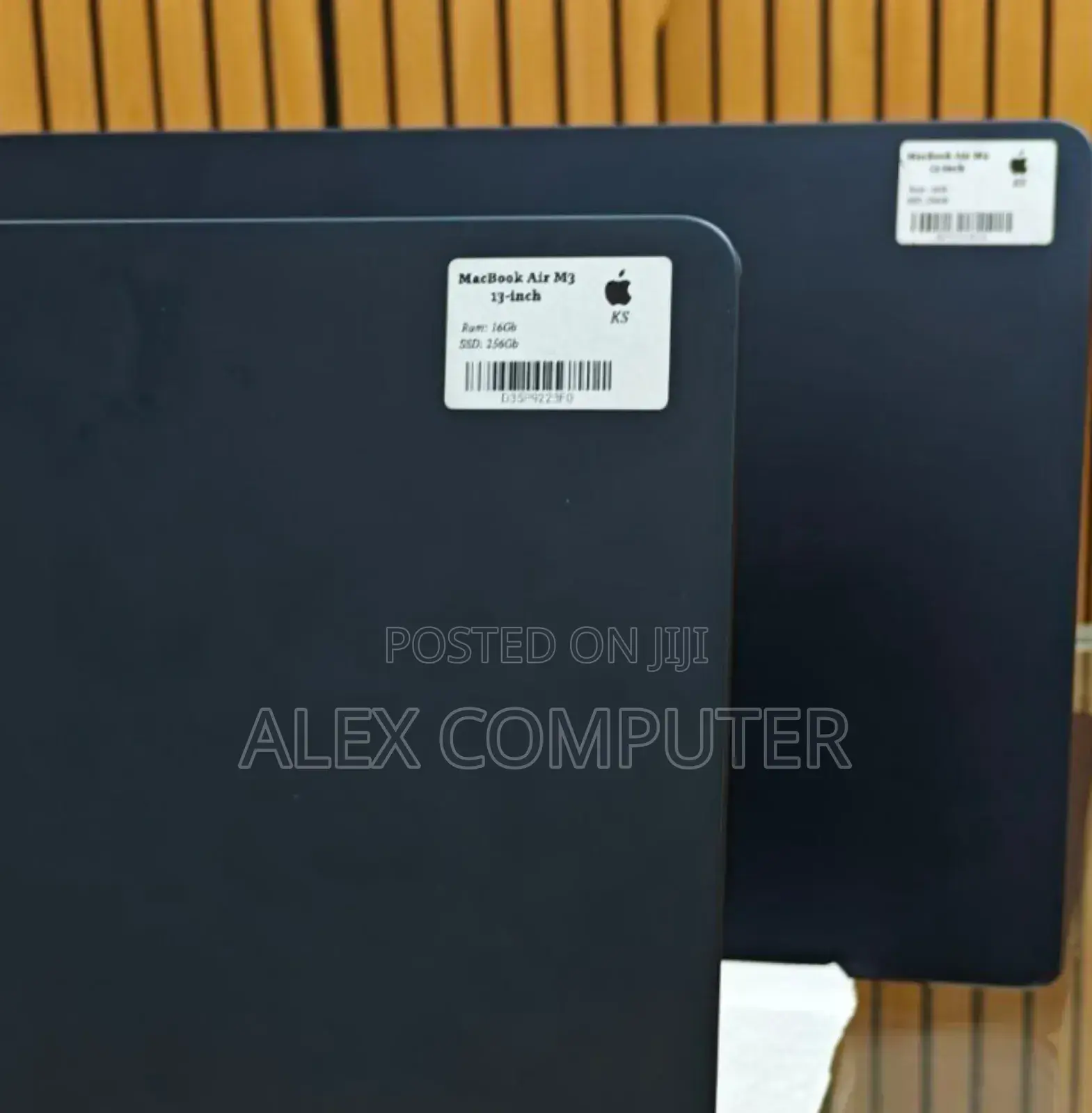 New Laptop Apple MacBook Air 2024 M3 13-Inch 8GB Apple M3 SSD 256GB