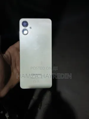 Samsung Galaxy A06 128 GB Silver