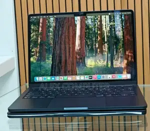 New Laptop Apple MacBook Air 2024 M3 13-Inch 8GB Apple M3 SSD 256GB