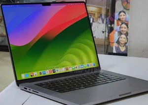 New Laptop Apple MacBook Pro M1 32GB Apple M1 Max SSD 512GB