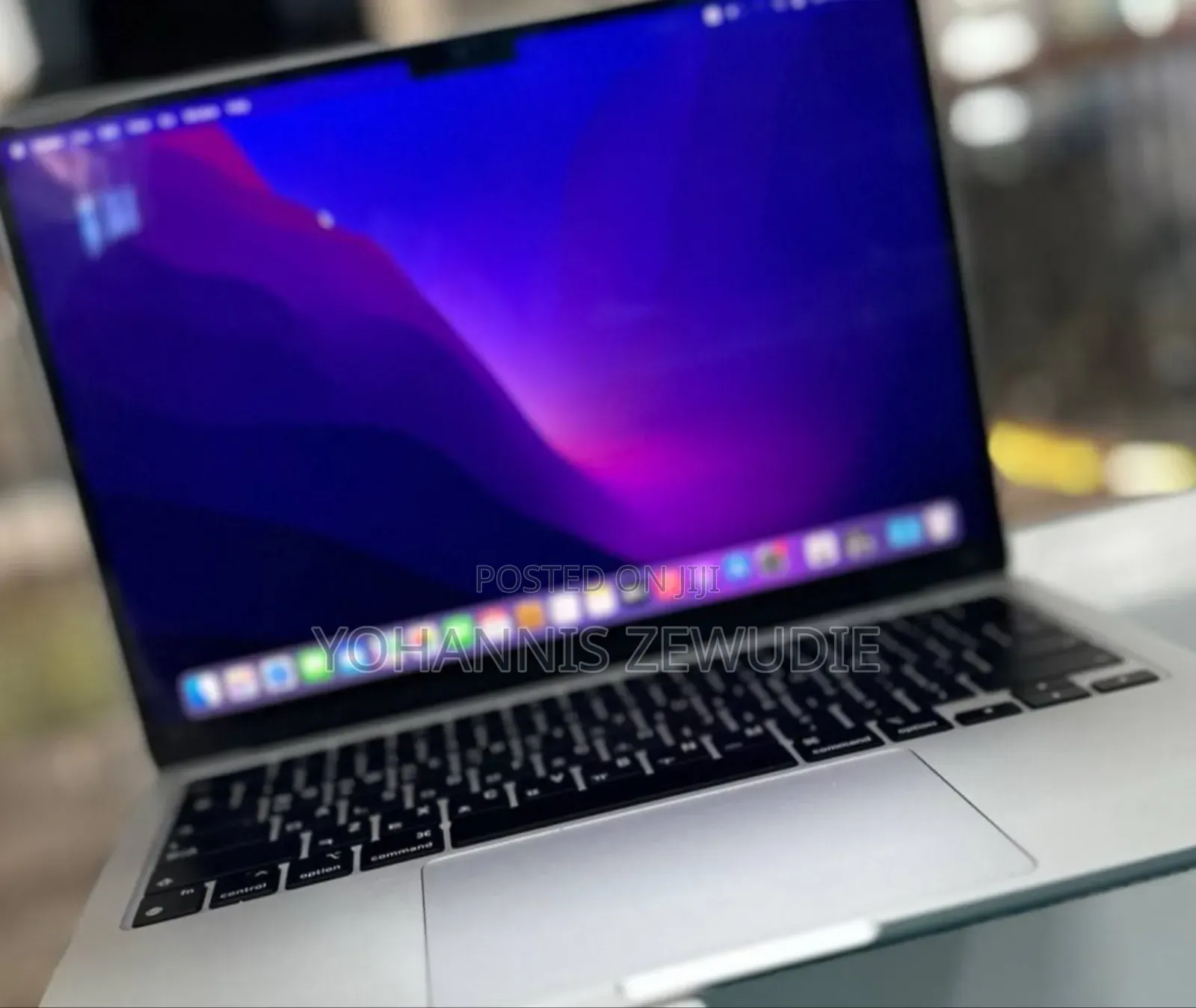 New Laptop Apple MacBook Air 2022 M2 8GB Apple M2 SSD 256GB