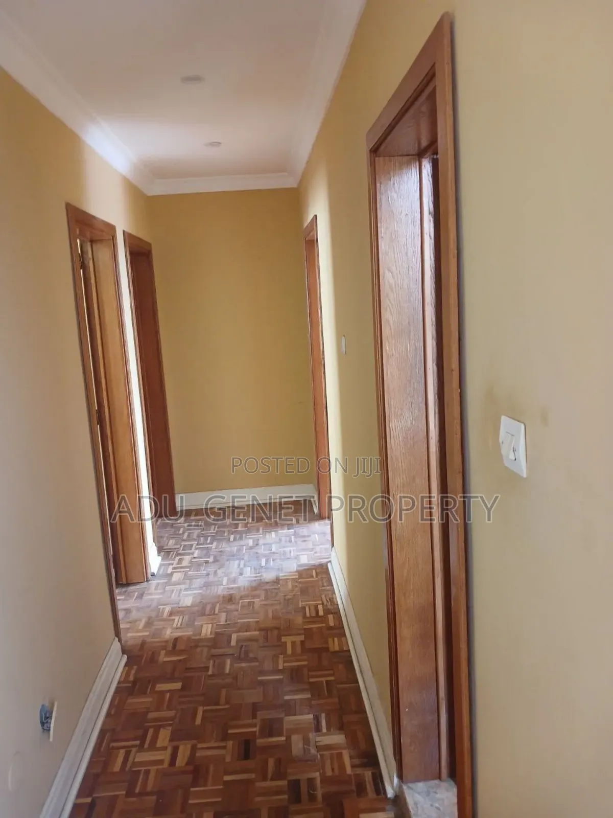 Furnished 4bdrm Duplex in አያት ኮምፓውድ ውስጥ, Bole for sale