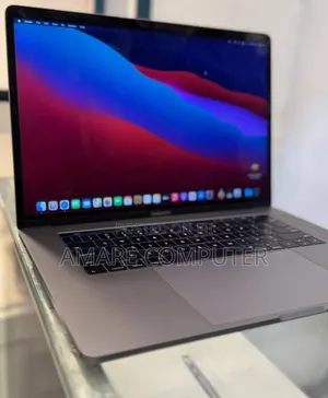 New Laptop Apple MacBook Pro 2016 16GB Intel Core i7 SSD 256GB