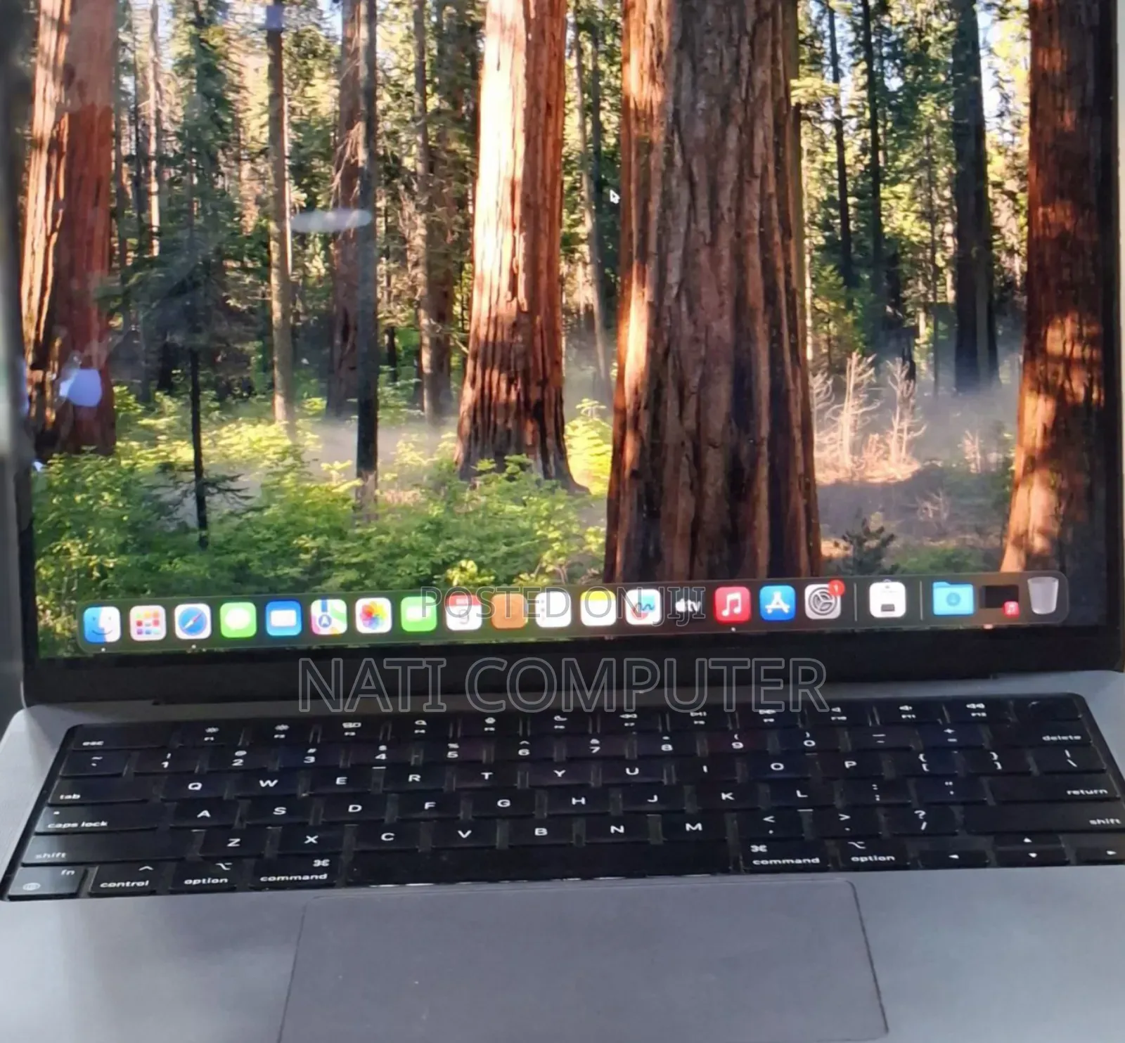 New Laptop Apple MacBook Pro M1 32GB Apple M1 Pro SSD 512GB