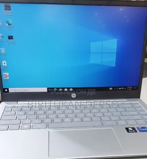 Photo - New Laptop HP 16GB Intel Core I5 SSD 512GB