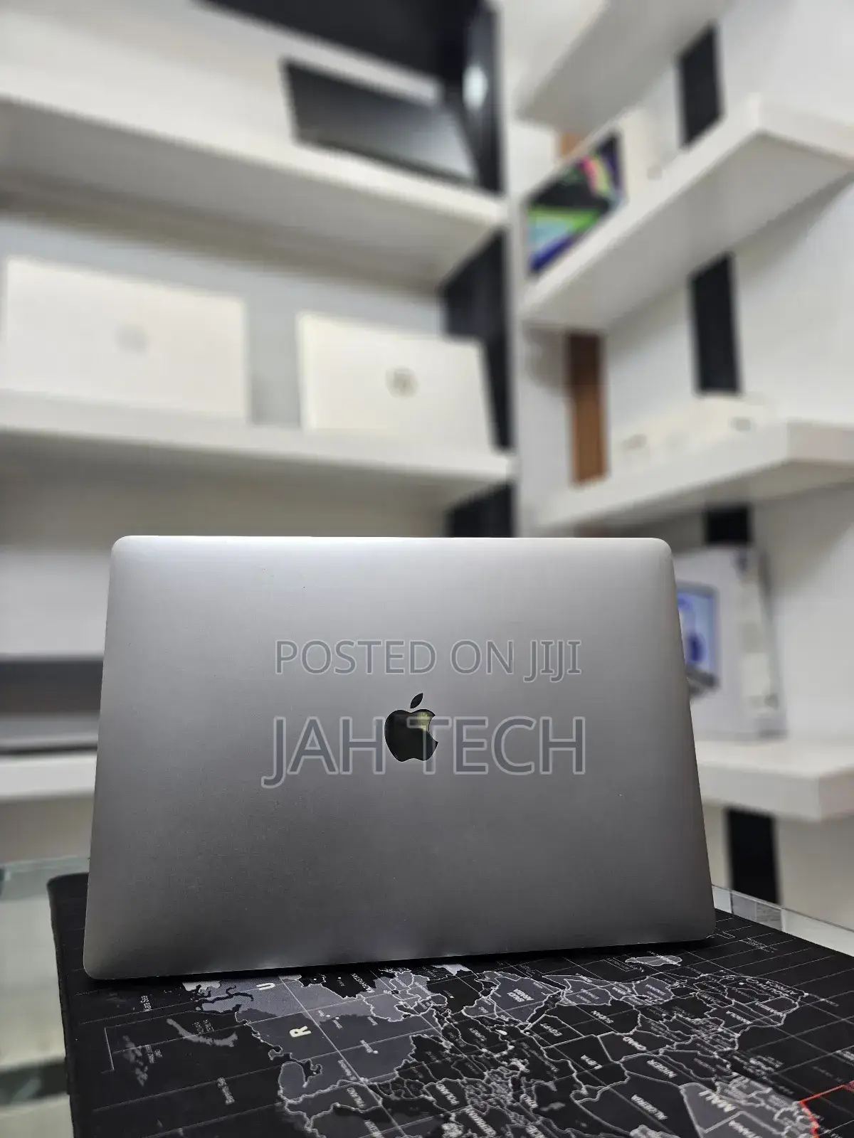 New Laptop Apple MacBook Pro 2019 16GB Intel Core I9 SSD 512GB