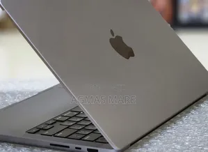 New Laptop Apple MacBook Pro M1 32GB Apple M1 Pro SSD 512GB