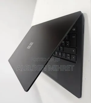 New Laptop Microsoft Surface 16GB Intel Core I7 SSD 512GB