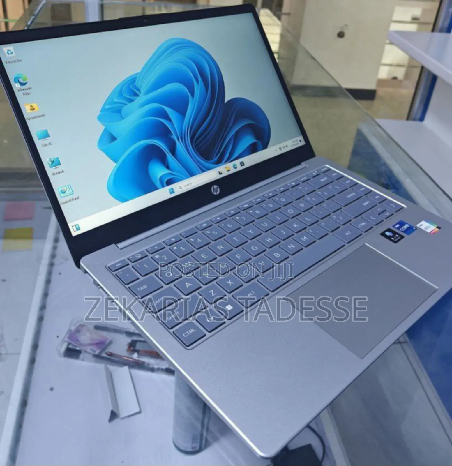 New Laptop HP Stream Notebook 16GB Intel Core I7 SSD 512GB