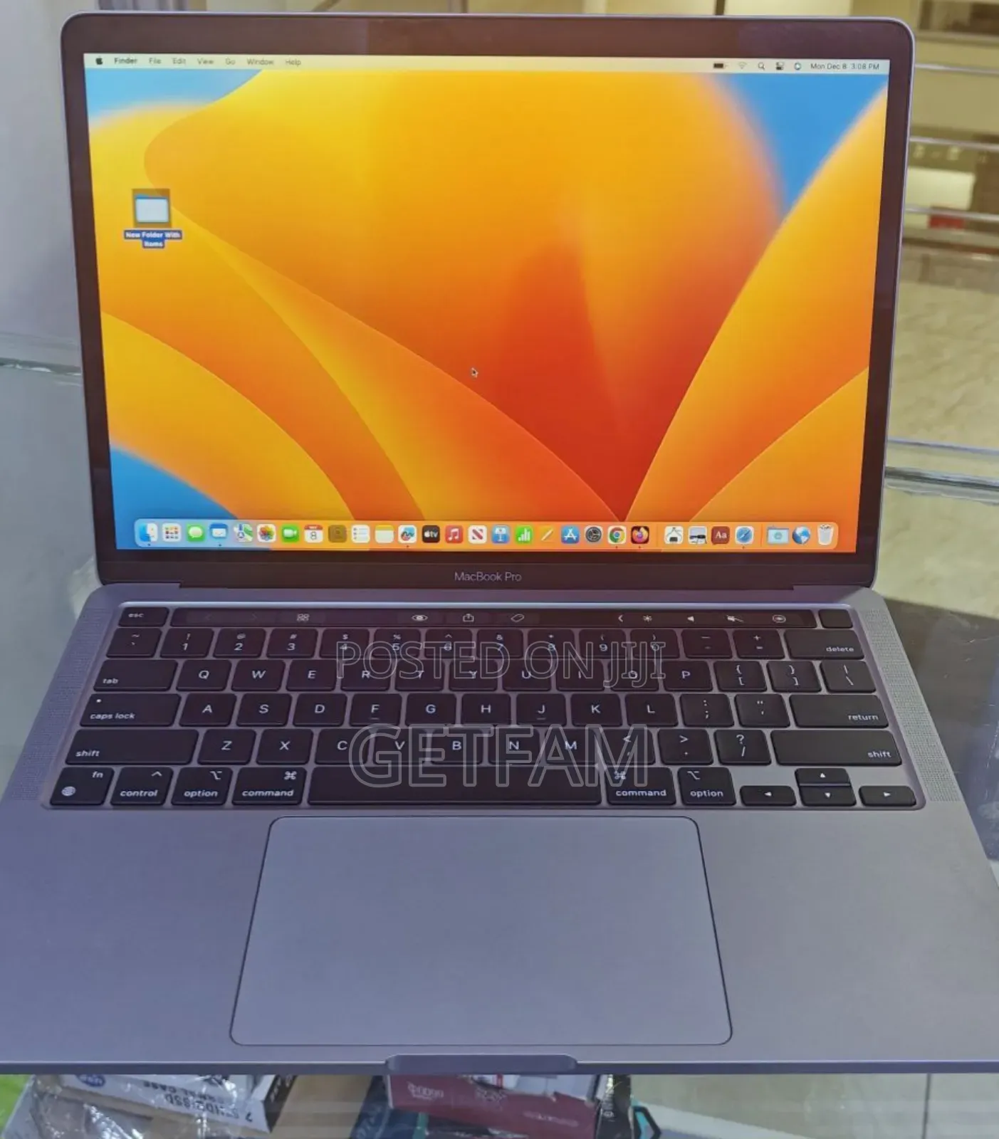 New Laptop Apple MacBook Air 2022 M2 16GB Apple M2 SSD 256GB