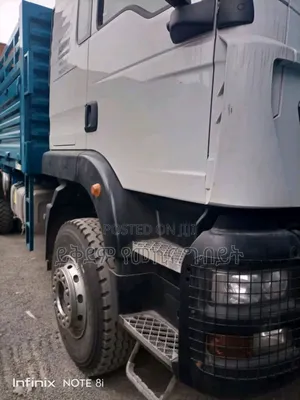 50% Bank Sino Cargo Truck Tx-371hp