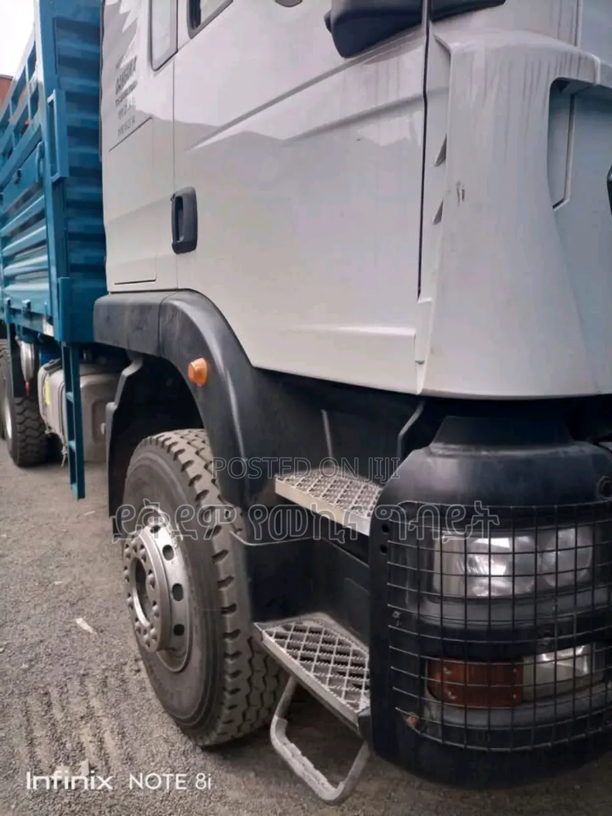 50% Bank Sino Cargo Truck Tx-371hp