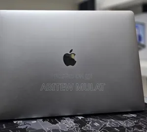 New Laptop Apple MacBook Pro 2019 16GB Intel Core I9 SSD 512GB