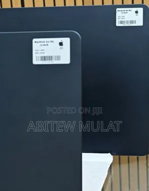 New Laptop Apple MacBook Air 2024 M3 13-inch 8GB Apple M3 SSD 256GB