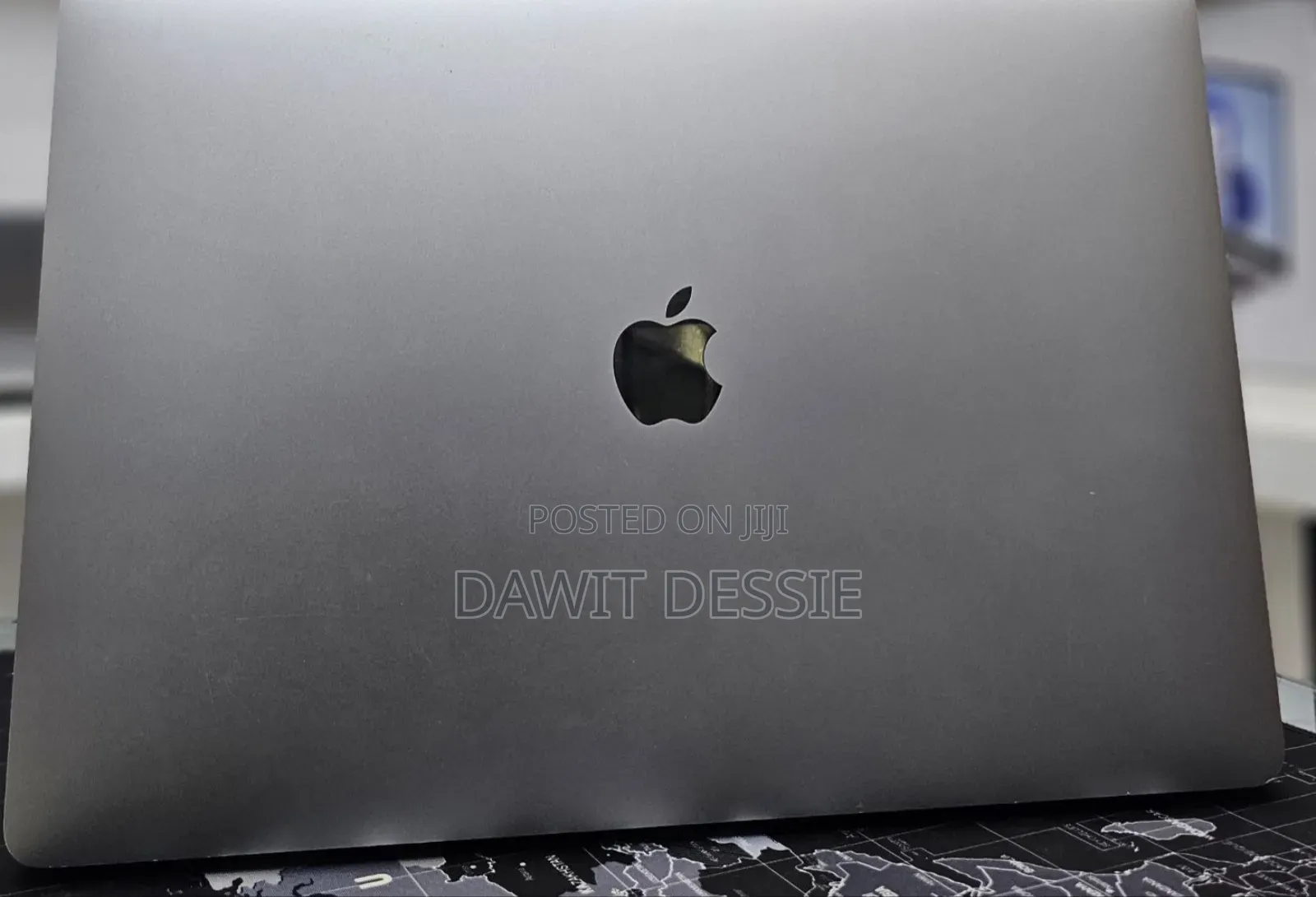 New Laptop Apple MacBook Pro 2019 16GB Intel Core I9 SSD 512GB