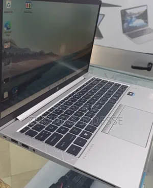 New Laptop HP EliteBook 840 G8 16GB Intel Core I7 SSD 512GB