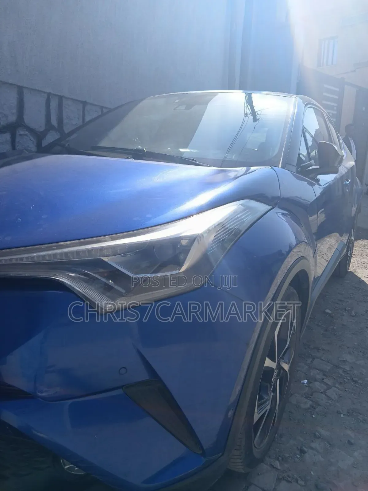 Toyota C-HR LE FWD 2020 Blue