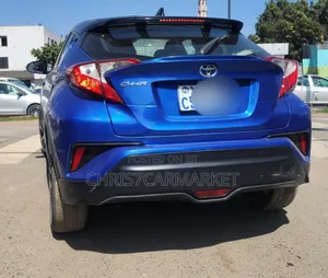 Toyota C-HR LE FWD 2020 Blue