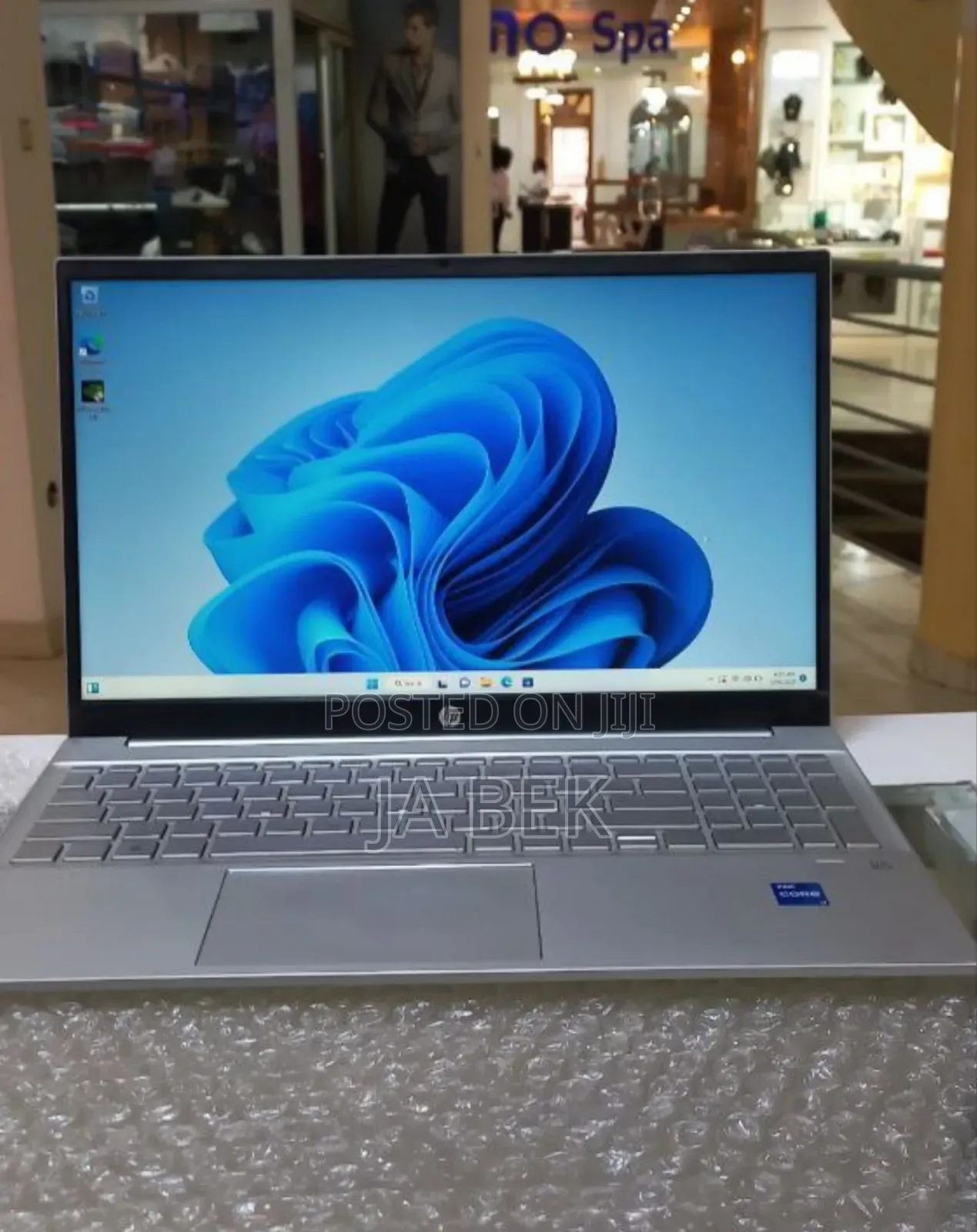 New Laptop HP Pavilion 15 16GB Intel Core I7 SSD 512GB