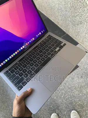 Laptop Apple MacBook Pro M1 8GB Apple M1 SSD 256GB