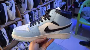 Nike Air Jordan 1 Sneaker. Made in Vietnam