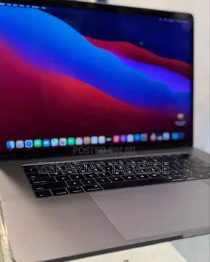 New Laptop Apple MacBook Pro 2019 16GB Intel Core I5 SSD 256GB