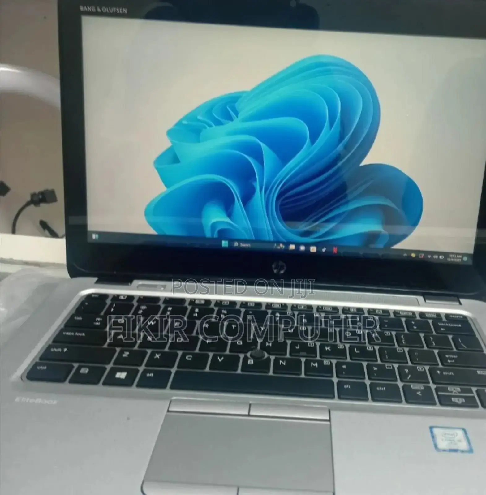 New Laptop HP EliteBook 820 G4 8GB Intel Core I5 SSD 512GB