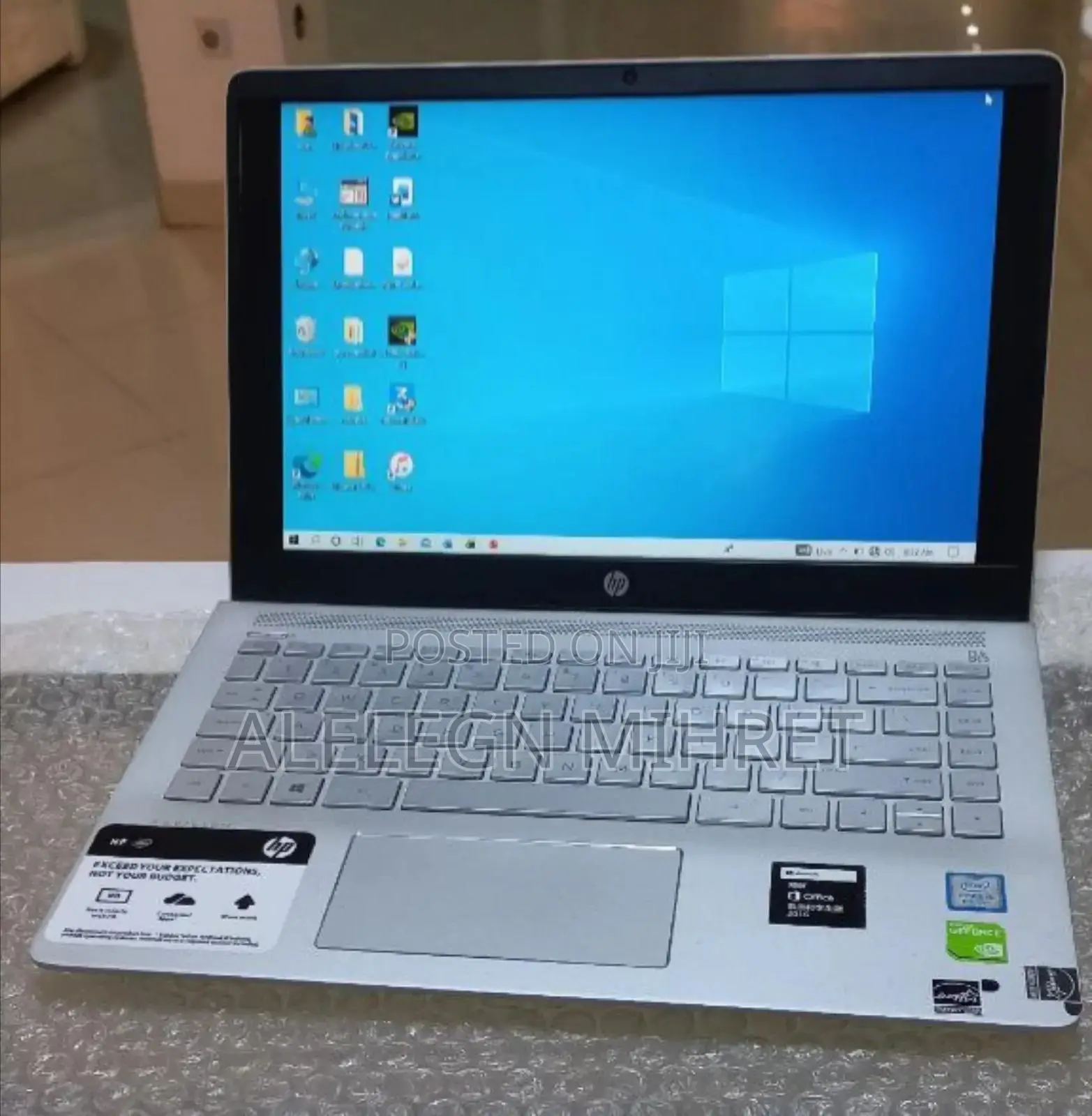 New Laptop HP Pavilion 15 8GB Intel Core I5 SSD 256GB