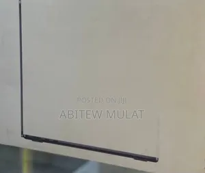 New Laptop Apple MacBook Air 2025 M4 13-Inch 16GB Apple M4 SSD 256GB