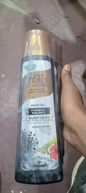 Photo - 7 Oils Hair Oil