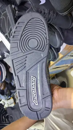 Air Jordan 3 Black Cat