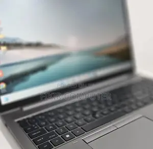 New Laptop HP ZBook Firefly G8 16GB Intel Core I7 SSD 1T