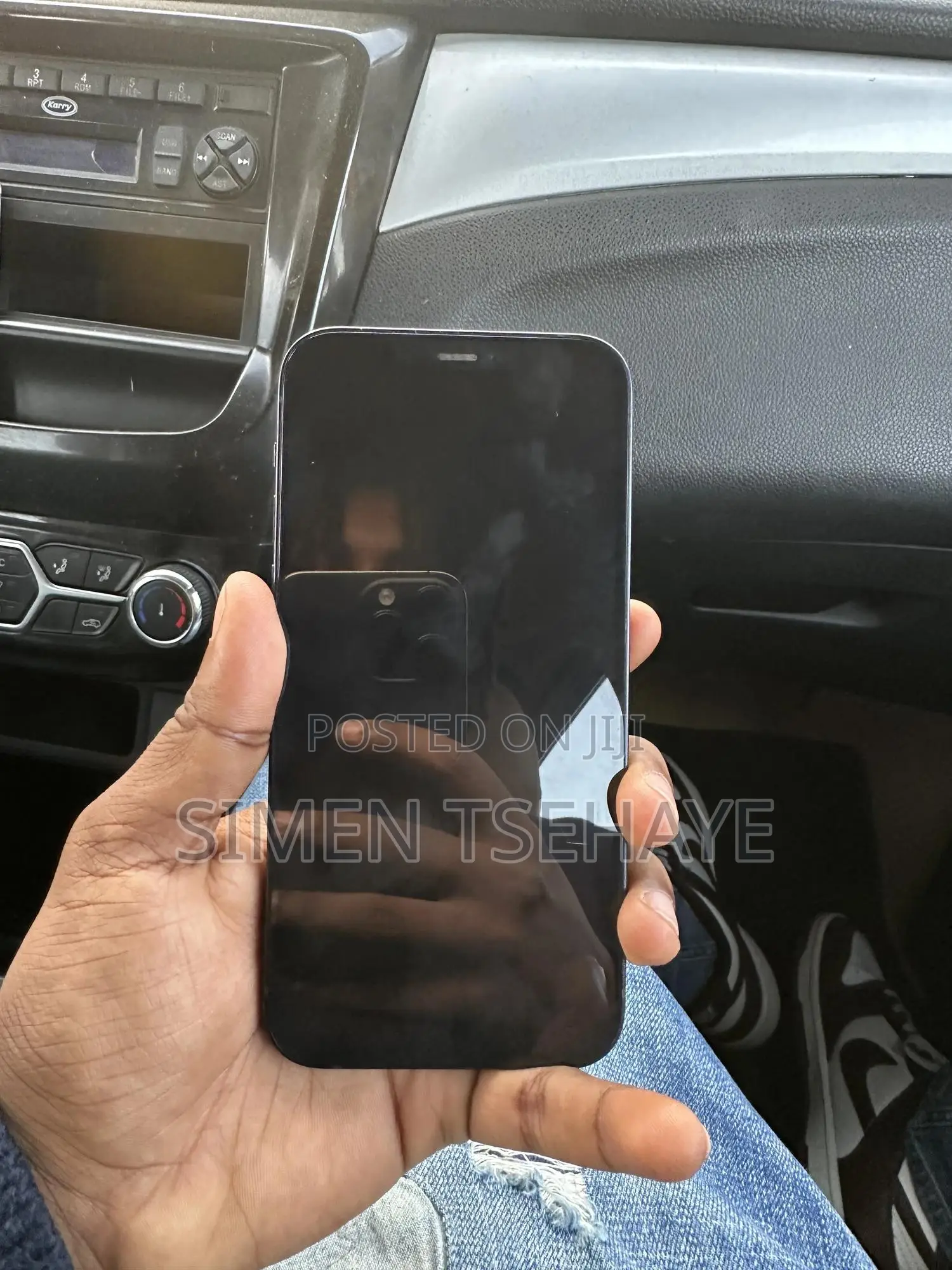 New Apple iPhone 12 64 GB Black