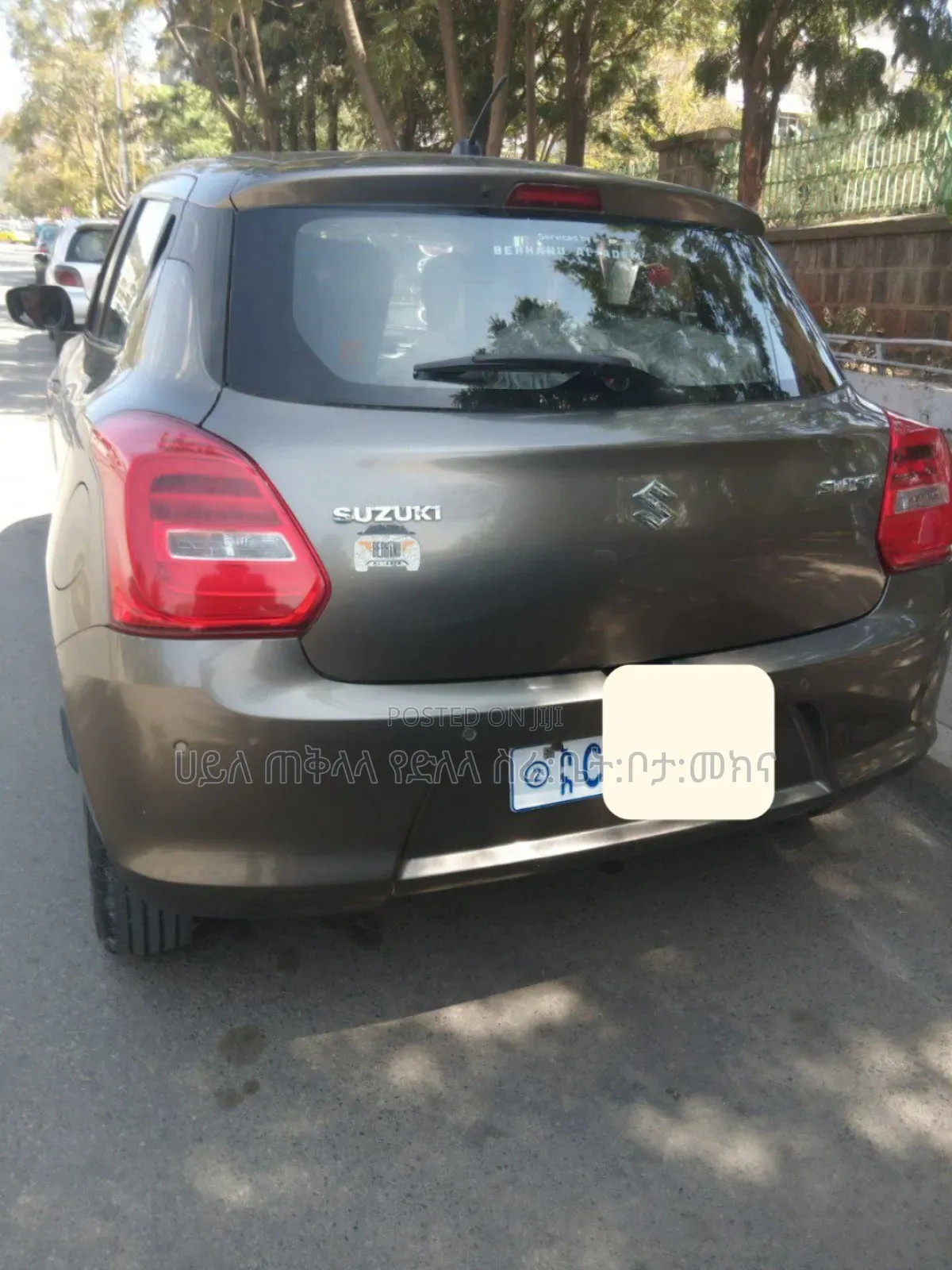 Suzuki Swift 2022 Pink